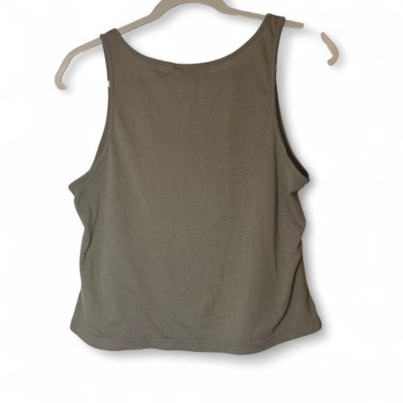 Tank Top Bundle Womens Size M Old Navy & Forever 21 Graphic - Picture 3 of 8